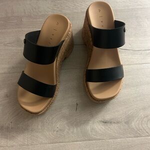 New size 7.5 black Reef Sunset Ibiza Platform Shoes with cork bottom (sold out )